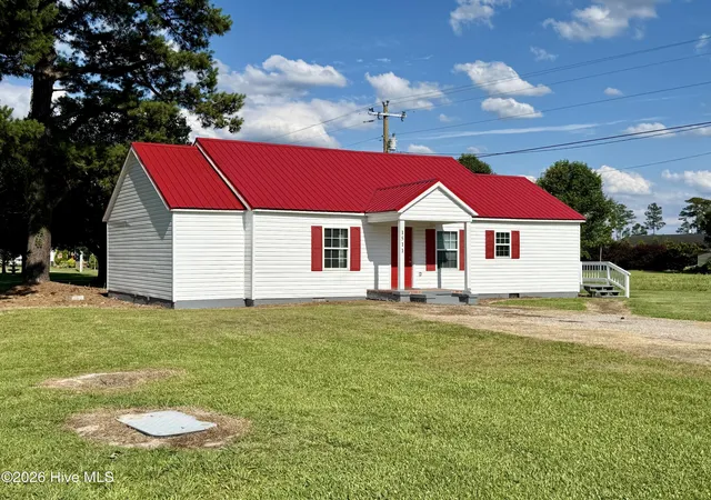 Photo 3 of Single family home for sale at 1511 Hexlena Rd, Aulander, NC 27805 | MLS# 100582729 | Listing updated on 2026-08-18