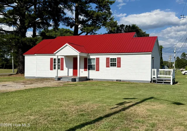 Photo 3 of Single family home for sale at 1511 Hexlena Rd, Aulander, NC 27805 | MLS# 100582729 | Listing updated on 2026-08-18