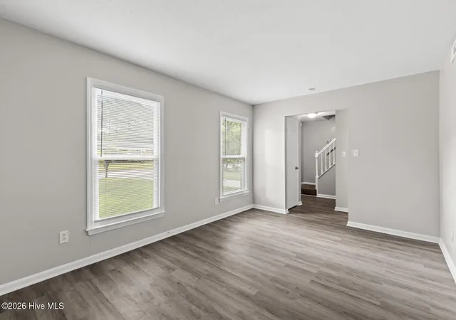 3rd image of 108 Meadowview Ct, Jacksonville, NC 28546 | MLS# 100585583