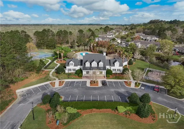 Photo 3 of Single family home for sale at 109 Endicott Dr, Savannah, GA 31419 | MLS# SA363668 | Listing updated on 2026-09-15