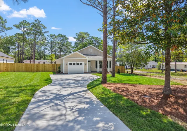 Homes for sale in Southport, NC | 184 Elm Rd, Southport, NC 28461 | MLS# 100563508