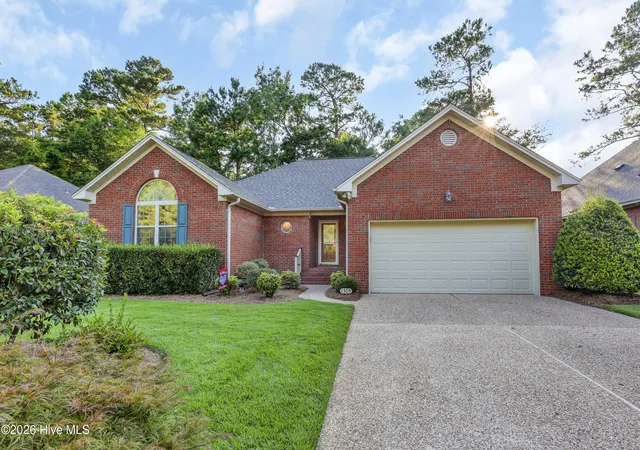 Photo 3 of Single family home for sale at 1309 Brookside Gdns Dr, Wilmington, NC 28411 | MLS# 100587980 | Listing updated on 2026-09-17