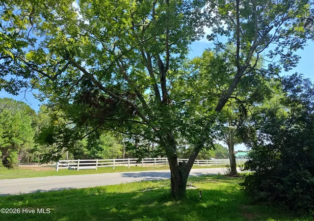 Land for sale at 152 Clay Hl Rd, Sneads Ferry, NC 28460 | MLS# 100600206