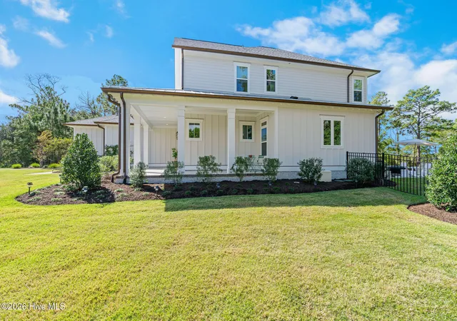 Photo 3 of Single family home for sale at 303 Botany Bay Pl, Wilmington, NC 28412 | MLS# 100592764 | Listing updated on 2026-08-18