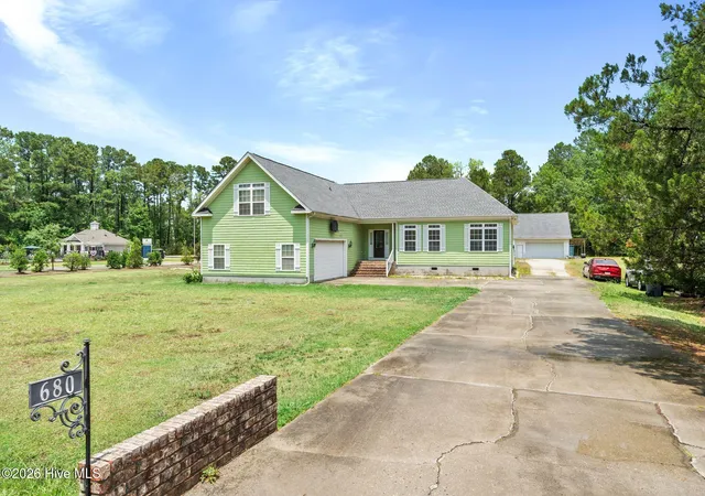 Homes for sale in Calabash, NC | 680 Calabash Rd Nw, Calabash, NC 28467 | MLS# 100587711