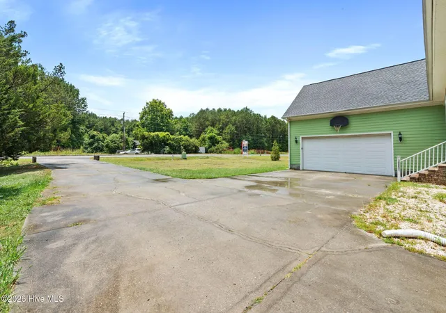 Homes for sale in Calabash, NC | 680 Calabash Rd Nw, Calabash, NC 28467 | MLS# 100587711