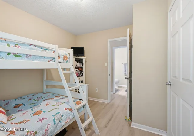 2nd image of 305 Osprey Ridge Dr, Emerald Isle, NC 28594