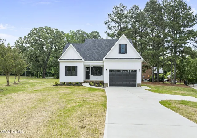 Photo 2 of Single family home for sale at 113 Twin Oaks Pl, Goldsboro, NC 27530 | MLS# 100573706 | Listing updated on 2026-09-17