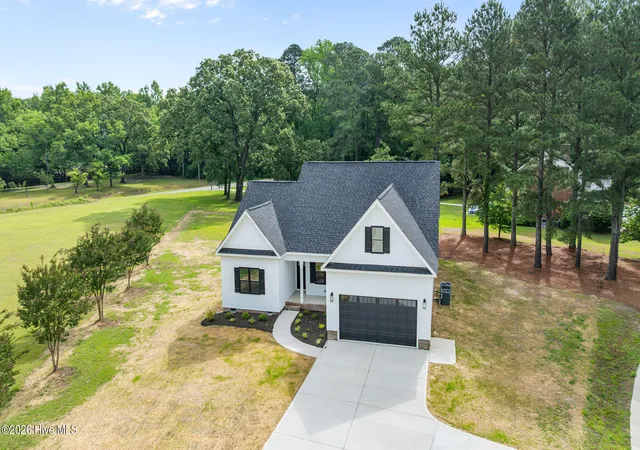 Photo 3 of Single family home for sale at 113 Twin Oaks Pl, Goldsboro, NC 27530 | MLS# 100573706 | Listing updated on 2026-09-17