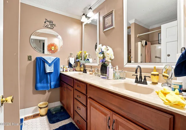 Photo 4 of Single family home for sale at 105 Brentwood Dr N, Wilson, NC 27893 | MLS# 100594383 | Listing updated on 2026-09-22