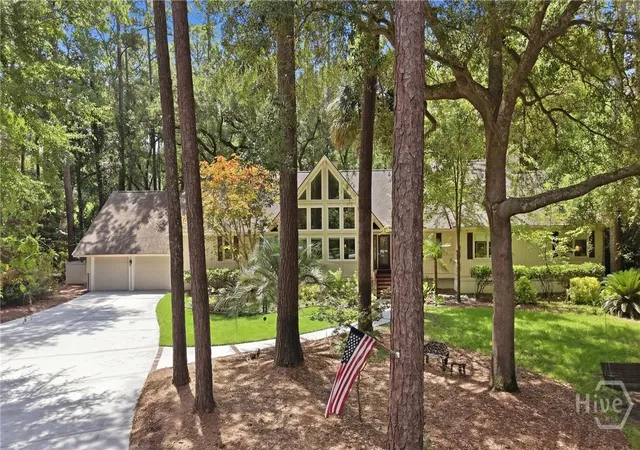 Photo 1 of Single family home for sale at 3 Cameron Ln, Savannah, GA 31411 | MLS# SA360674 | Listing updated on 2026-10-05