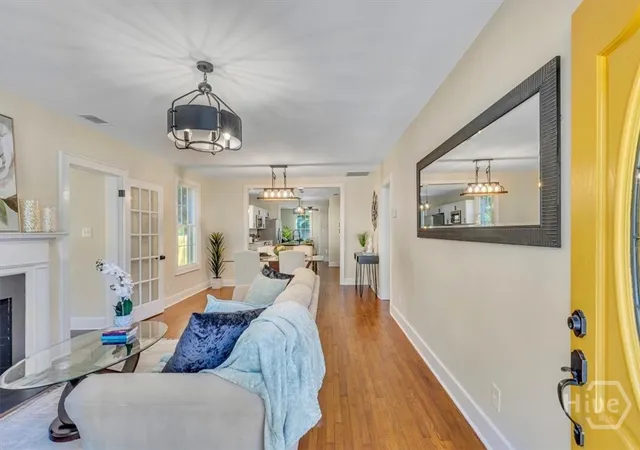 Photo 4 of Single family home for sale at 112 Oleander Ave, Savannah, GA 31404 | MLS# SA358969 | Listing updated on 2026-09-02