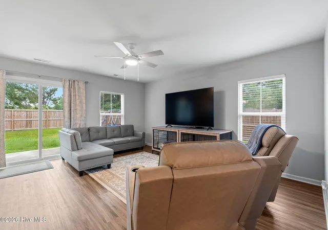 Photo 4 of Single family home for sale at 825 Usher Ave, Shallotte, NC 28470 | MLS# 100600073 | Listing updated on 2026-09-17