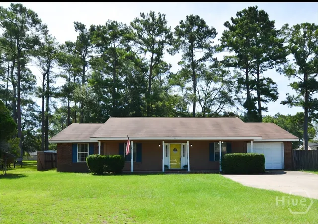 Photo 1 of Single family home for sale at 605 Windhaven Dr, Hinesville, GA 31313 | MLS# SA353523 | Listing updated on 2026-08-18