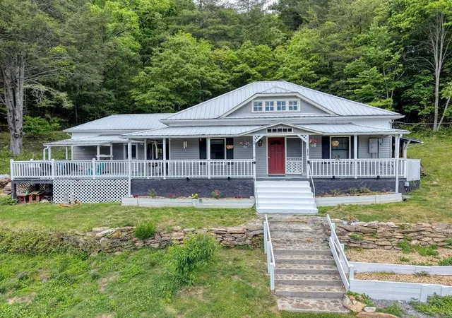 Photo 1 of Single family home for sale at 3610 Highway 294, Murphy, NC 28906 | MLS# 98544122 | Listing updated on 2026-08-18