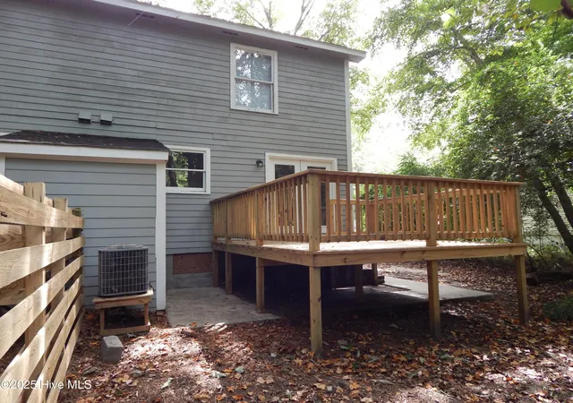 5th image of 112 Ridge Pl, Greenville, NC 27834 | MLS# 100570343