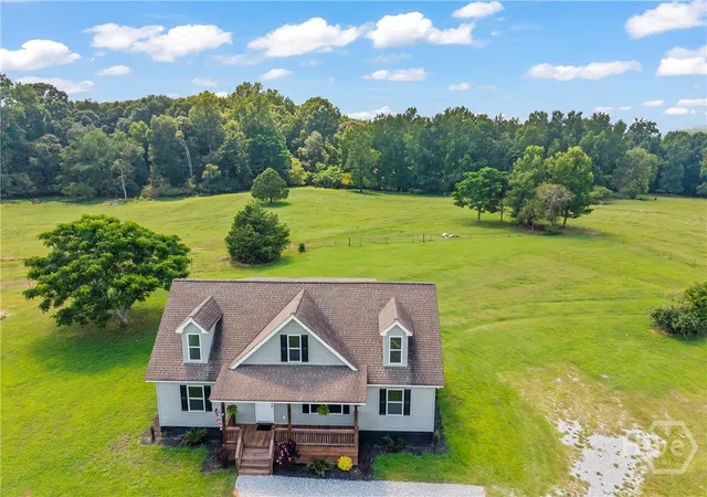 Homes for sale in Nicholson, GA | 1718 Ed Bennett Rd, Nicholson, GA 30565 | MLS# CL360063