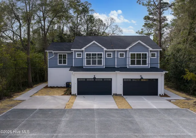 Photo 1 of Townhouse for sale at 4926 Oleander Dr #D, Wilmington, NC 28403 | MLS# 100566285 | Listing updated on 2026-08-18