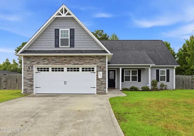 Homes for sale in Sneads Ferry, NC | 805 Cross Wind Ct, Sneads Ferry, NC 28460 | MLS# 100587269