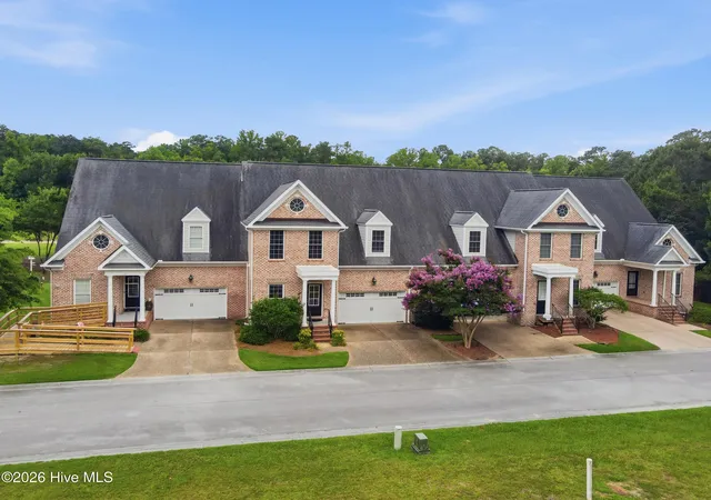Photo 3 of Townhouse for sale at 109 Colonel Burgwyn Dr, New Bern, NC 28562 | MLS# 100587125 | Listing updated on 2026-09-20