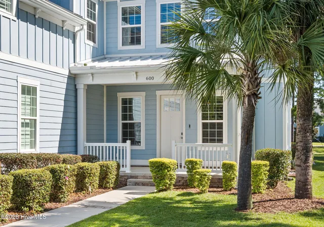 Photo 3 of Single family home for sale at 600 Waterbridge Blvd, Myrtle Beach, SC 29579 | MLS# 100593783 | Listing updated on 2026-09-01