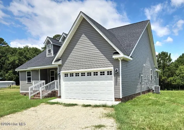 Homes for sale in Warsaw, NC | 207 John Rich Rd, Warsaw, NC 28398 | MLS# 100586834