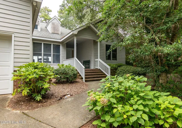 Photo 1 of Single family home for sale at 270 Oakleaf Dr, Atlantic Beach, NC 28512 | MLS# 100593283 | Listing updated on 2026-08-18