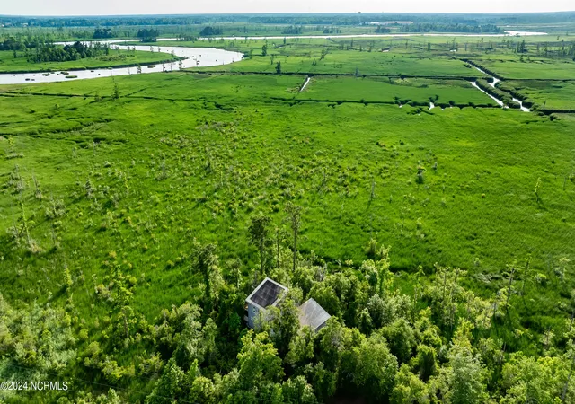 Photo 1 of Single family home for sale at 1801 Us Hwy 421, Wilmington, NC 28401 | MLS# 100593529 | Listing updated on 2026-08-18