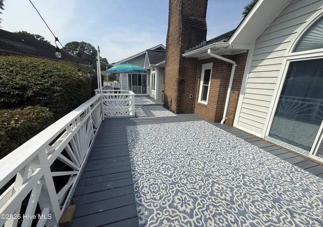 Photo 3 of Single family home for sale at 3721 Sand Trap Ct, Wilmington, NC 28412 | MLS# 100536820 | Listing updated on 2026-09-10