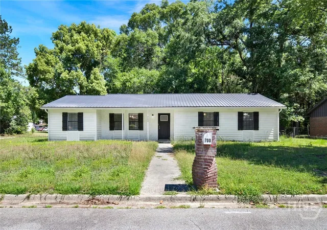 Photo 1 of Single family home for sale at 700 Thornwood Way, Hinesville, GA 31313 | MLS# SA356268 | Listing updated on 2026-07-07