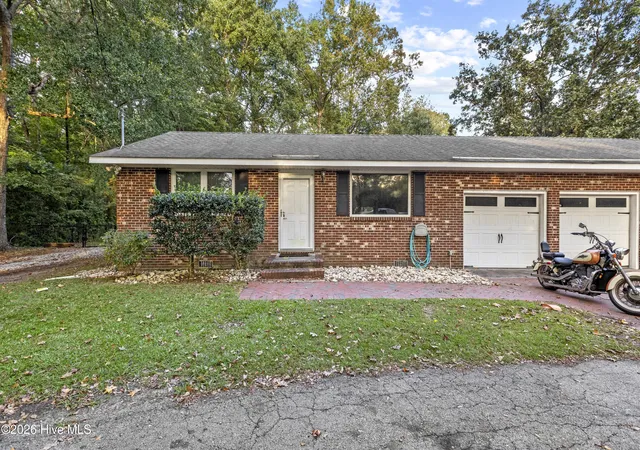 Homes for sale in Hubert, NC | 126 Parkertown Rd, Hubert, NC 28539 | MLS# 100588824