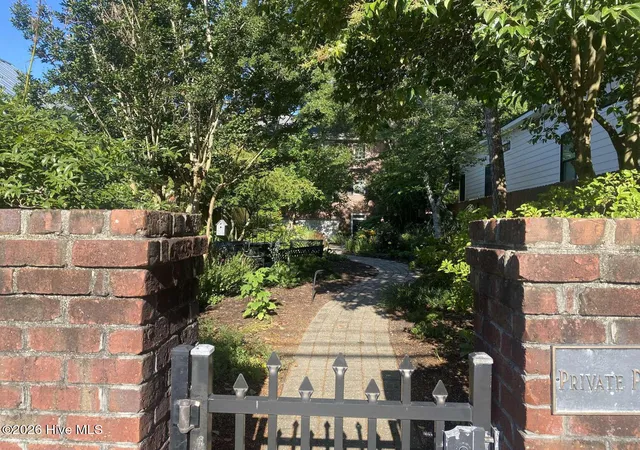 3rd image of 622 S 2Nd St #6, Wilmington, NC 28401 | MLS# 100582642