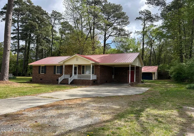 Photo 2 of Single family home for sale at 3799 Highway 258 N, Kinston, NC 28504 | MLS# 100565165 | Listing updated on 2026-08-18