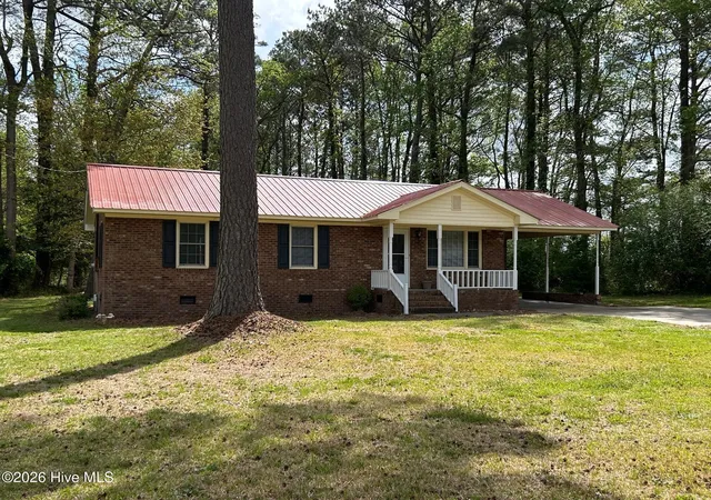 Photo 3 of Single family home for sale at 3799 Highway 258 N, Kinston, NC 28504 | MLS# 100565165 | Listing updated on 2026-08-18