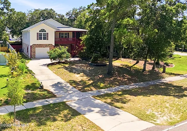 Photo 3 of Single family home for sale at 1805 W Oak Is Dr, Oak Island, NC 28465 | MLS# 100593187 | Listing updated on 2026-08-18
