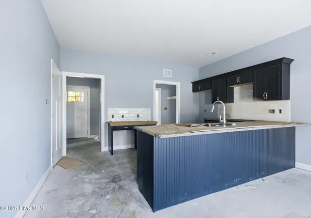 Photo 3 of Single family home for sale at 314 Camp Crk Dr, Oriental, NC 28571 | MLS# 100594796 | Listing updated on 2026-09-17