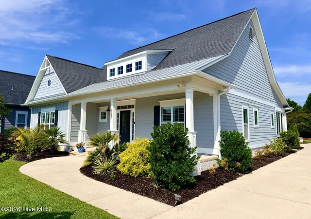Photo 2 of Single family home for sale at 5225 Leisure Cir, Wilmington, NC 28409 | MLS# 100581232 | Listing updated on 2026-08-18