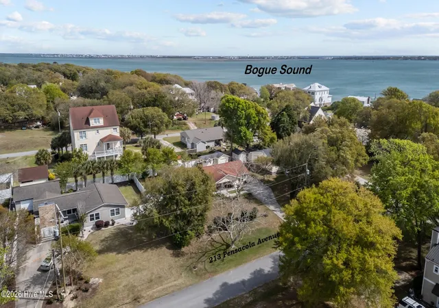 2nd image of 213 Pensacola Ave, Morehead City, NC 28557 | MLS# 100548199