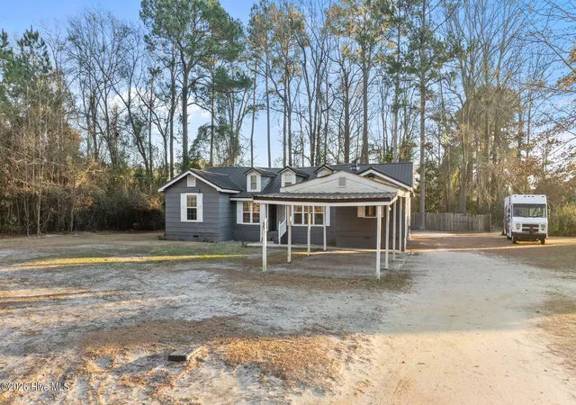 Homes for sale in Salemburg, NC | 99 Rich St, Salemburg, NC 28385 | MLS# 100548973
