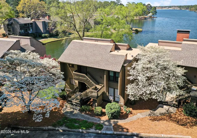Photo 4 of Condo for sale at 250 Sugar Gum Ln #114, Pinehurst, NC 28374 | MLS# 100584967 | Listing updated on 2026-08-18