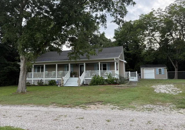 Photo 1 of Single family home for sale at 115 Pender Ln, Newport, NC 28570 | MLS# 100591491 | Listing updated on 2026-09-09