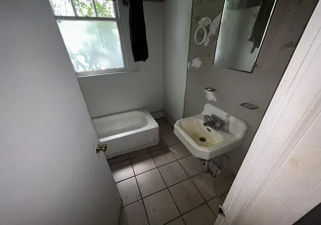 Listing Photo 5 - Condo for sale in building located at 2144 Central Ave, Augusta, GA 30904