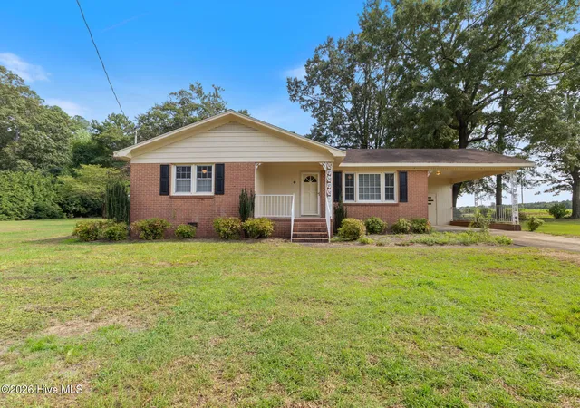 Single family home for sale at 771 Dixie Rd, Clinton, NC 28328 | MLS# 100596436