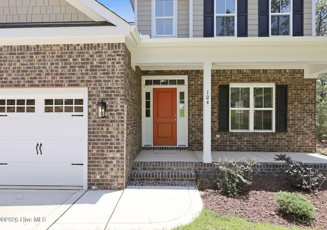 Homes for sale in Seven Lakes, NC | 104 Tiverton Ct, Seven Lakes, NC 27376 | MLS# 100558953