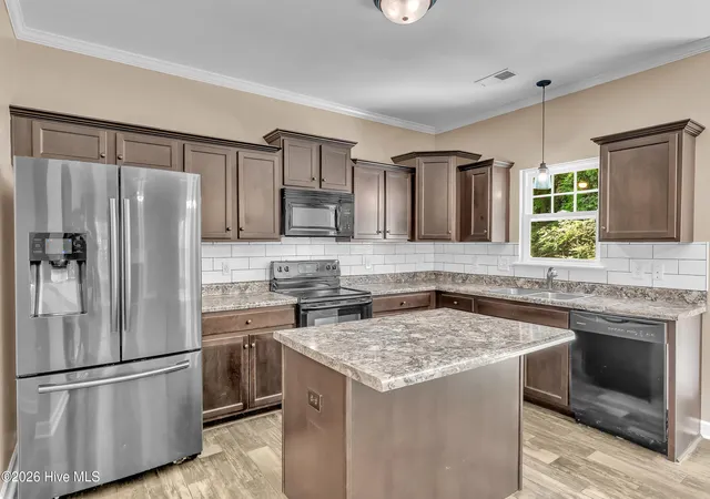Photo 4 of Single family home for sale at 111 Chasity Way, Hubert, NC 28539 | MLS# 100586155 | Listing updated on 2026-08-28