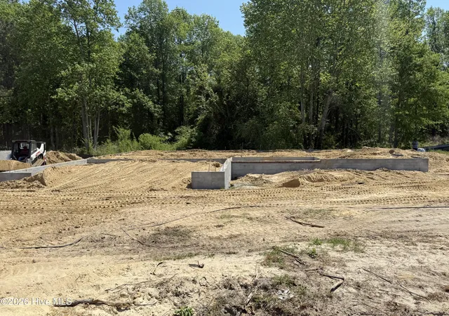 Photo 3 of Single family home for sale at 507 Romney Dr, Beulaville, NC 28518 | MLS# 100568118 | Listing updated on 2026-09-08