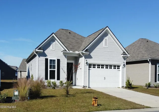 Photo 1 of Single family home for sale at 9463 Barnstormer Dr, Calabash, NC 28467 | MLS# 100579254 | Listing updated on 2026-08-18