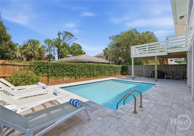 Homes for sale in Tybee Island, GA | 10 Center Ter, Tybee Island, GA 31328 | MLS# SA360051