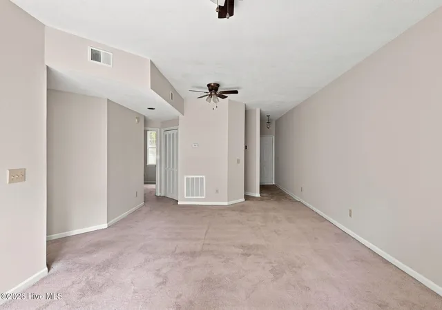 Listing Photo 4 - Condo for sale in building located at 4210 Wilshire Blvd, Wilmington, NC 28403 - Unit #102-B