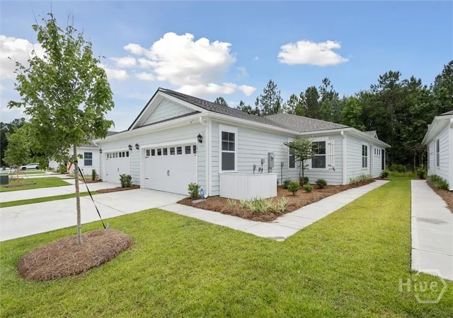 Homes for sale in Pooler, GA | 195 Holloway Hl, Pooler, GA 31322 | MLS# SA352150